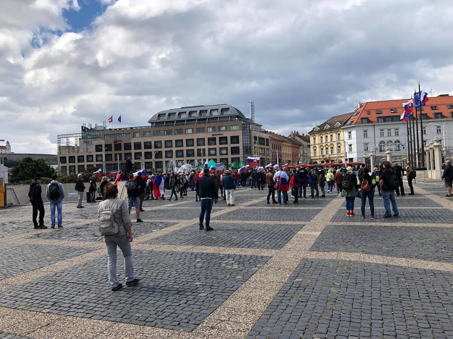 V Rimavskej Sobote a v Bratislave sa chystajú masové protesty: Čo na to hygienici? Slová, ktoré prekvapia!