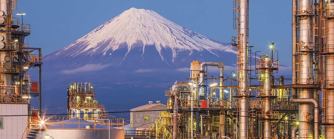 Japonsko uvažuje o uvoľnení ropy zo svojich rezerv