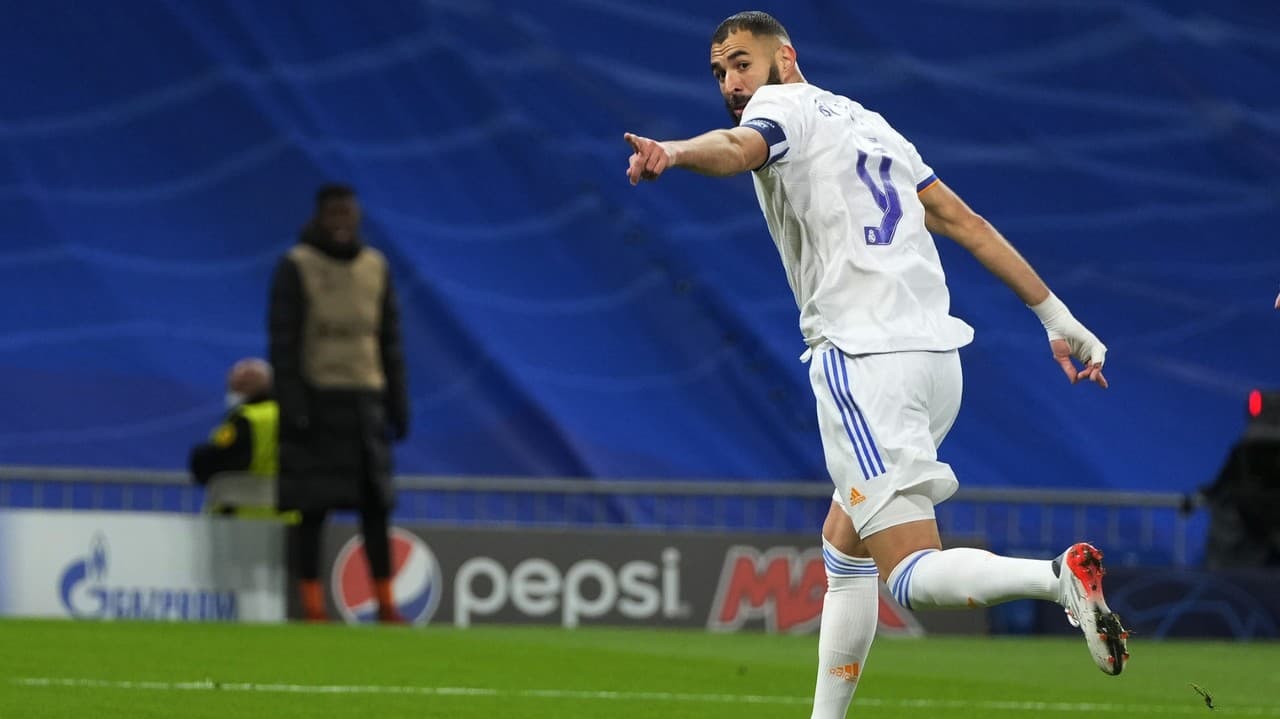 Benzema vystrieľal Realu Madrid vydretú výhru: AC Miláno sa prvej výhry stále nedočkalo