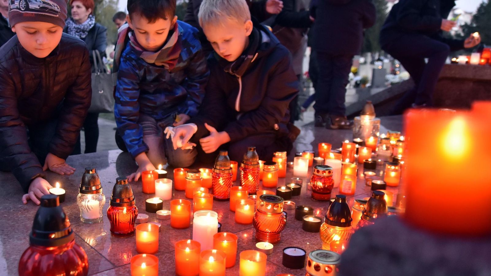 V pondelok je Sviatok všetkých svätých, pôvodne sa oslavoval na jar