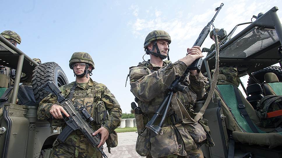 Spojené štáty americké vyčleňujú 100 miliónov dolárov na posilnenie obranyschopnosti Slovenska