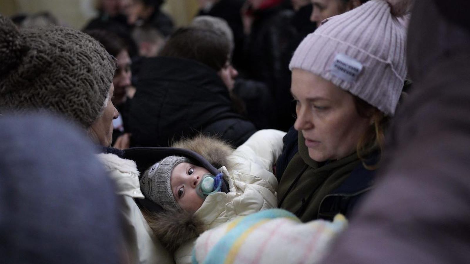 Na Ukrajine evakuovali už vyše 400-tisíc civilistov