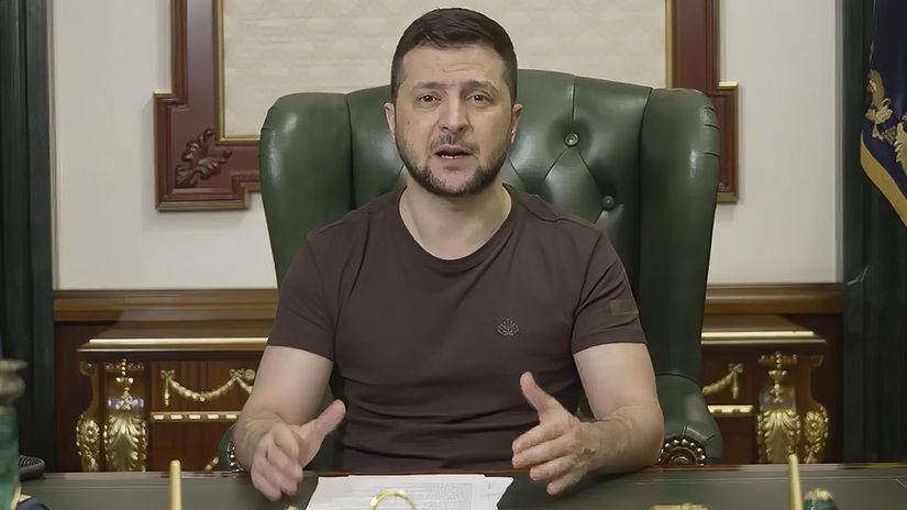 Zelenskyj je pripravený rokovať s Putinom. Varoval pred treťou svetovou vojnou