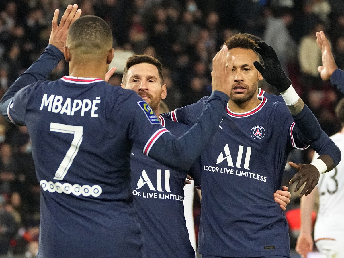 Mbappé, Messi a Neymar: Hviezdne trio PSG roztrhalo na kúsky ďalšieho súpera!