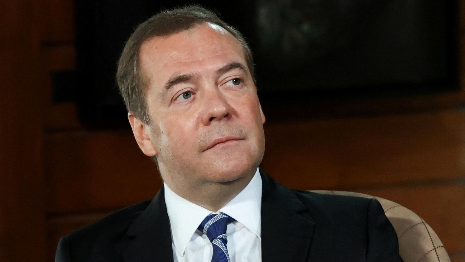 Medvedev označil za hrozbu skutočnosť, že Západ odmieta uznať Krym za ruský