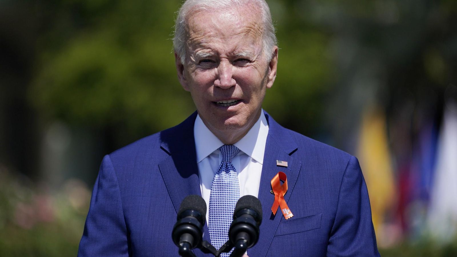 Biden varoval Putina pred použitím jadrových zbraní