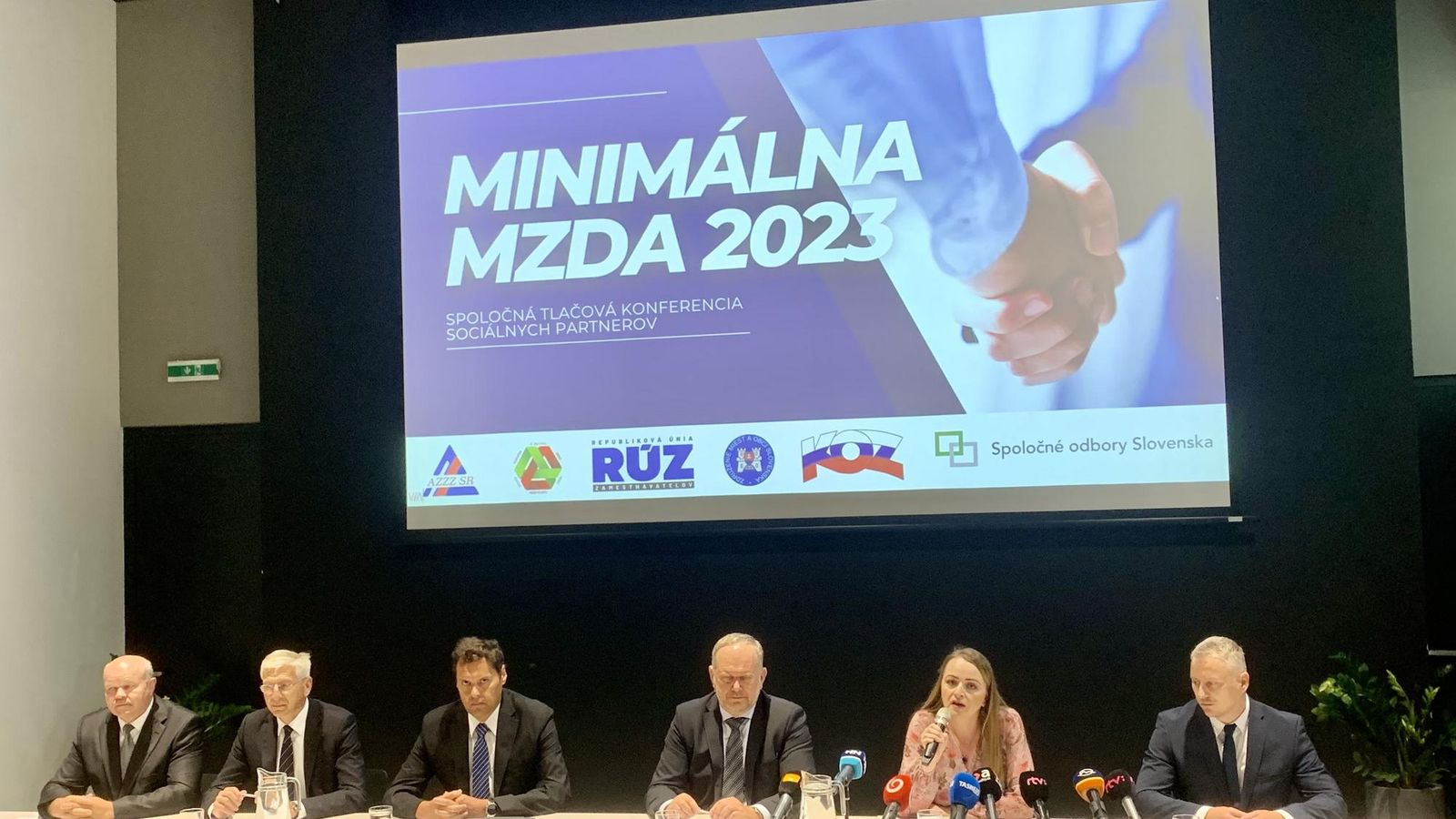 Nateraz nepadla dohoda o výške minimálnej mzdy na rok 2024. Zamestnávatelia a odborári sa nedohodli