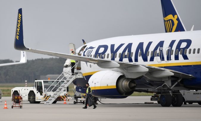 Ryanair na Rodos naďalej lieta, ale situáciu pozorne sleduje