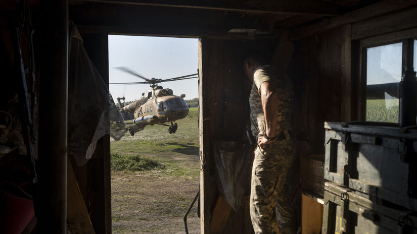 Ruský pilot, ktorý ušiel aj s vrtuľníkom Mi-8, vyzval ďalších, aby sa ním inšpirovali