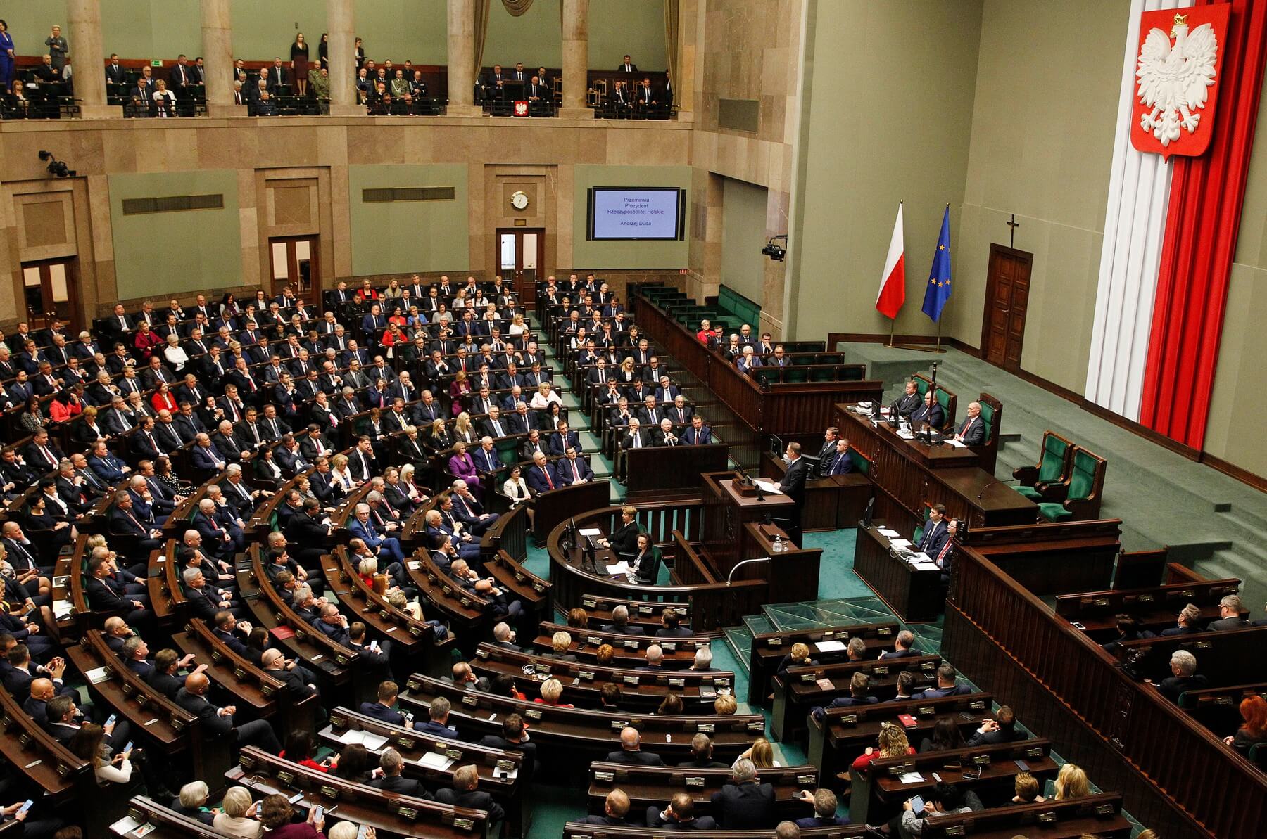 Poľsko po voľbách: niekoľko mesiacov chaosu