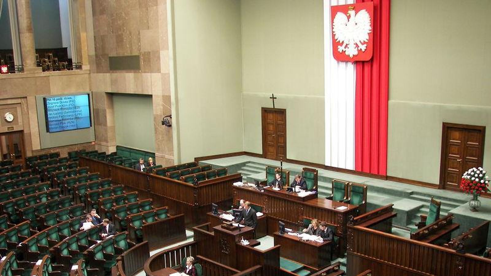 Poľský Sejm schválil zákony o reforme ústavného súdu