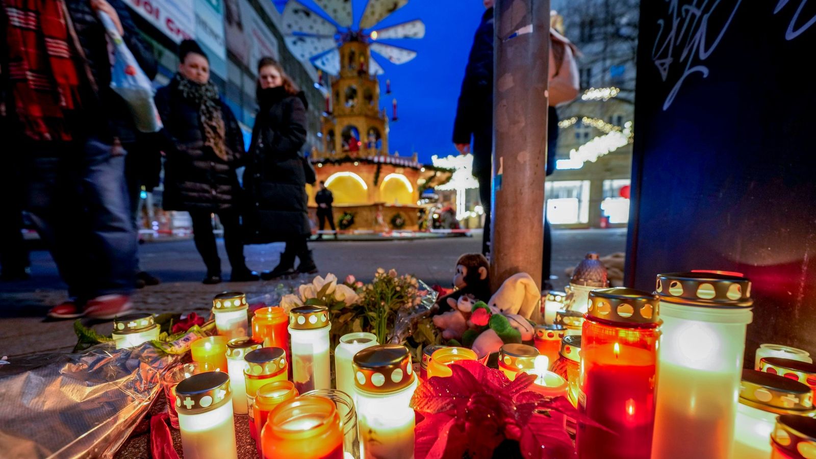 Páchateľ útoku v Magdeburgu sa vianočné trhy dostal koridorom pre záchranárov